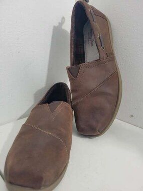 Bobs by Skechers leather with Back toggle and Memory foam insert Size 9M